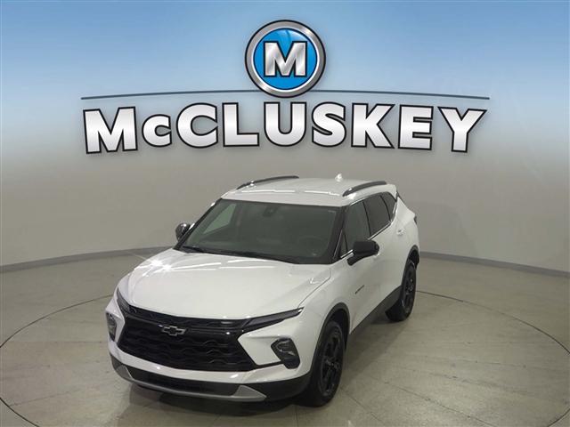 used 2025 Chevrolet Blazer car, priced at $30,489