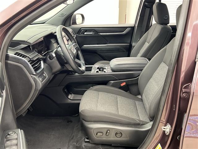 used 2025 GMC Acadia car, priced at $35,989