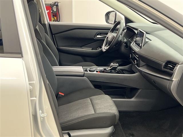 used 2025 Nissan Rogue car, priced at $27,989