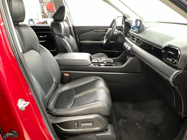 used 2023 Honda Pilot car, priced at $40,387