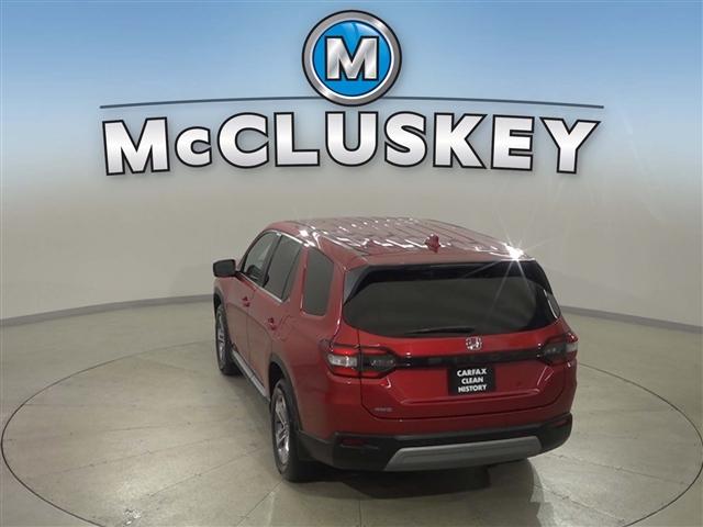 used 2023 Honda Pilot car, priced at $40,387