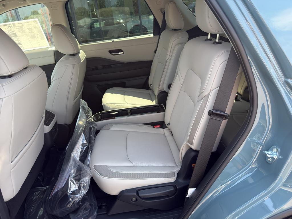 new 2026 Nissan Pathfinder car, priced at $46,411