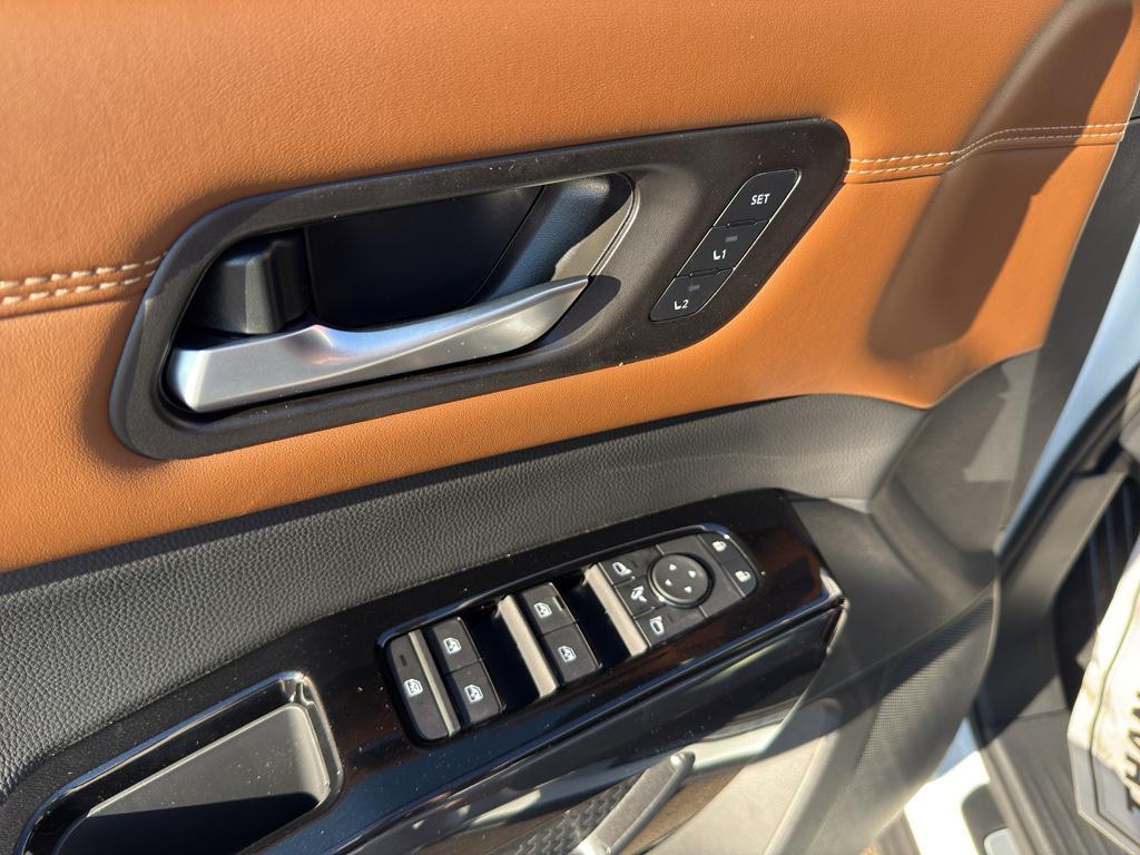 new 2026 Nissan Pathfinder car, priced at $50,888