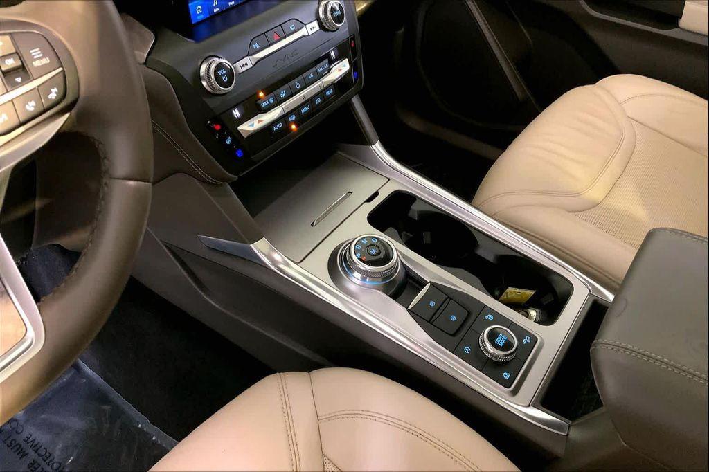 used 2020 Ford Explorer car, priced at $18,900