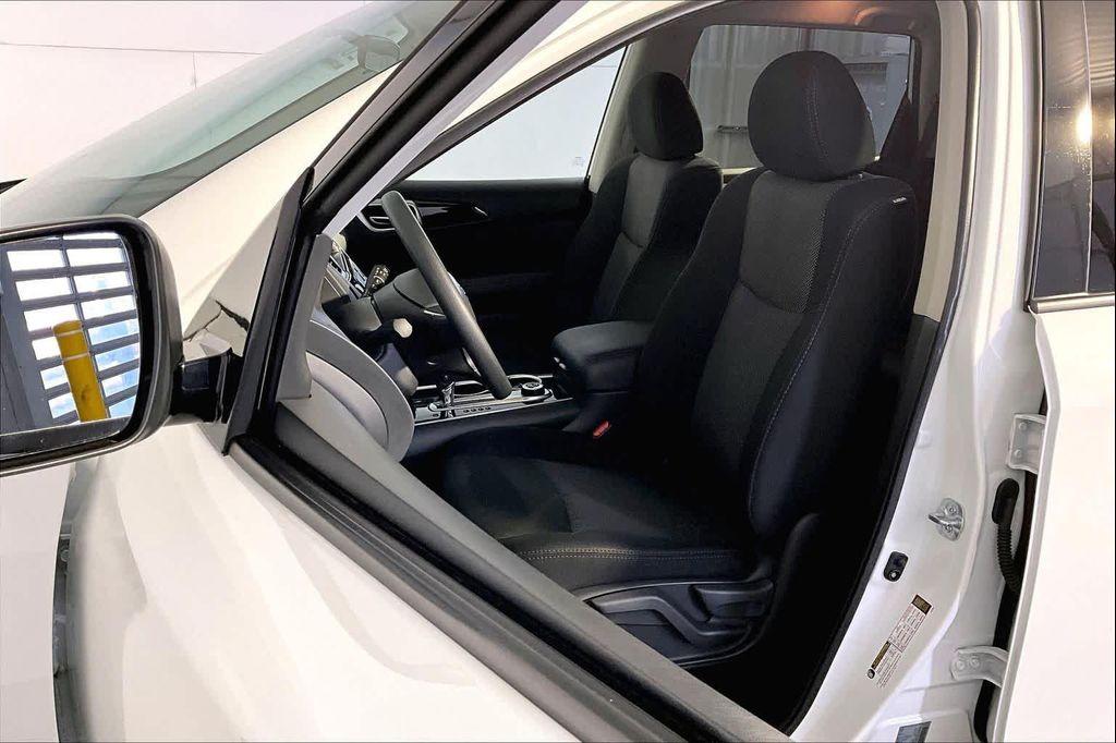 used 2020 Nissan Pathfinder car, priced at $18,998