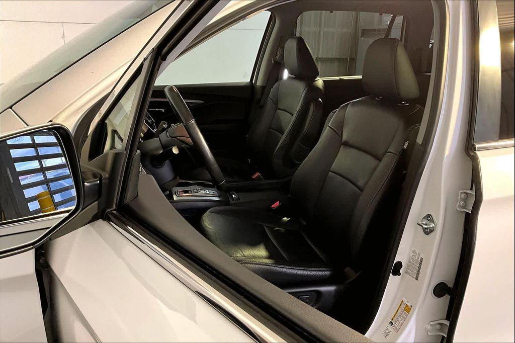 used 2022 Honda Pilot car, priced at $26,531