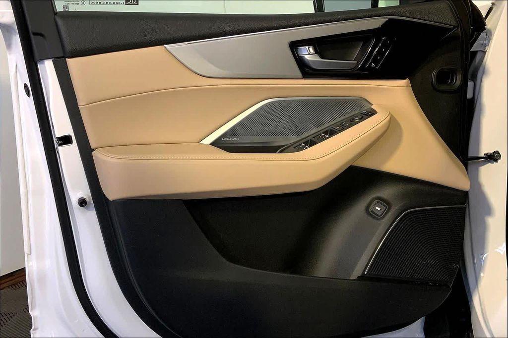 new 2026 Acura MDX car, priced at $61,350