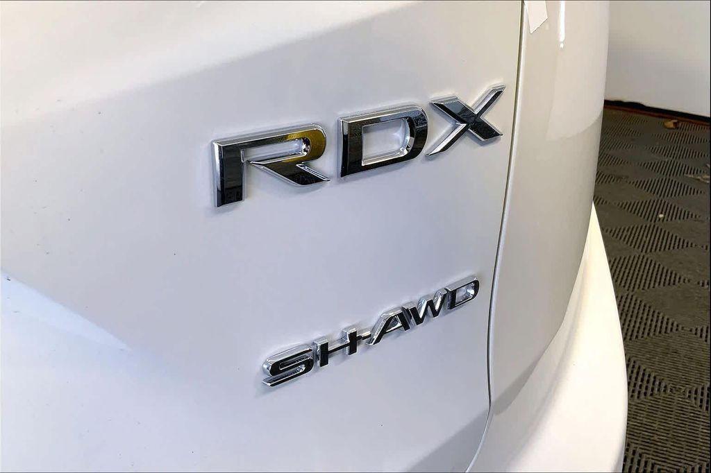 new 2026 Acura RDX car, priced at $54,900