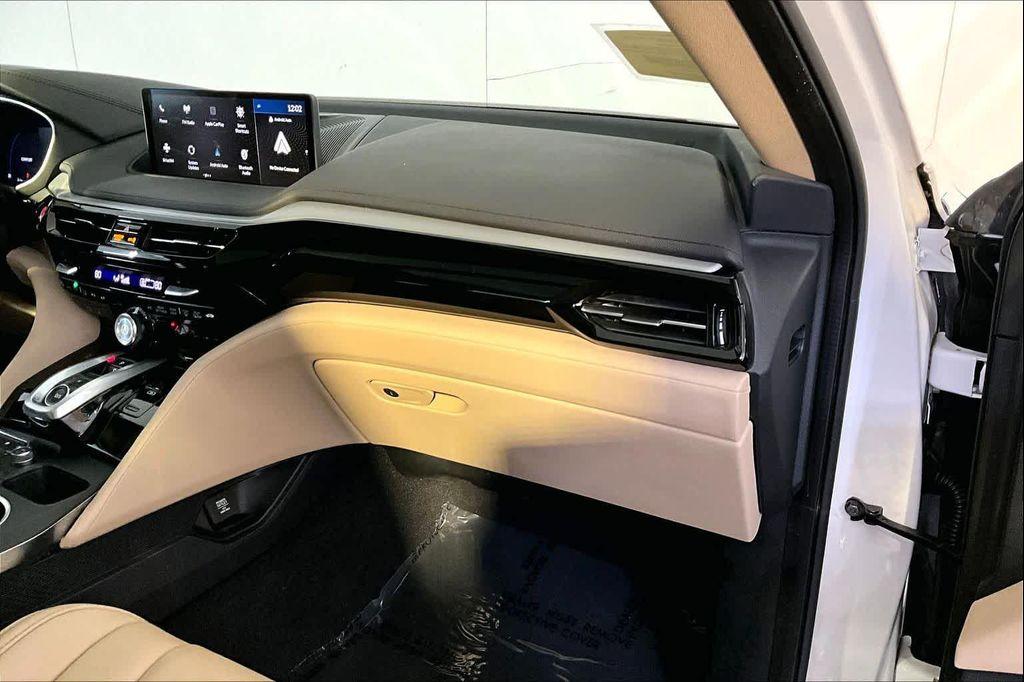 used 2023 Acura MDX car, priced at $35,728