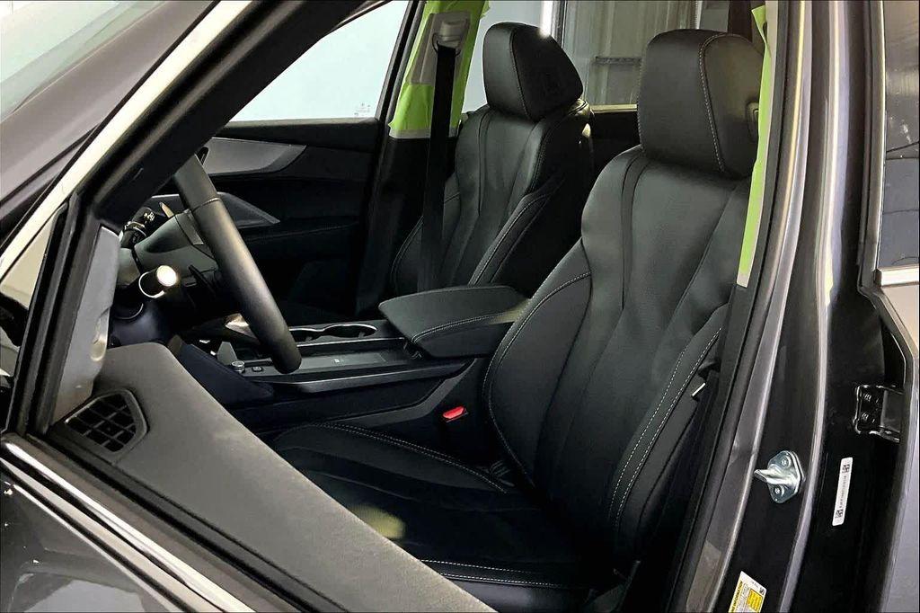 new 2026 Acura MDX car, priced at $61,350