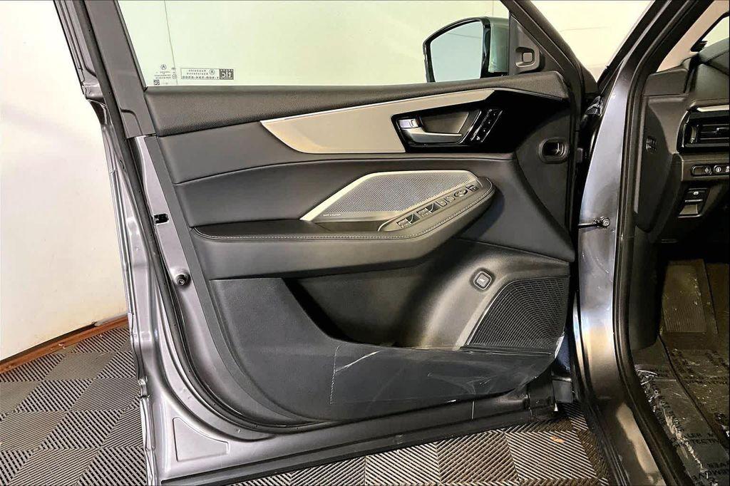 new 2026 Acura MDX car, priced at $61,350