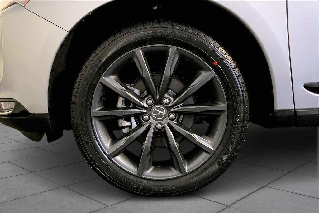 new 2026 Acura RDX car, priced at $52,050