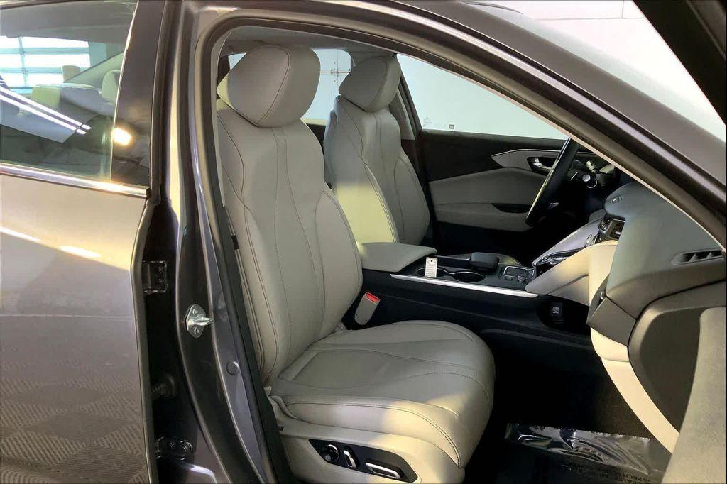 used 2023 Acura TLX car, priced at $31,170