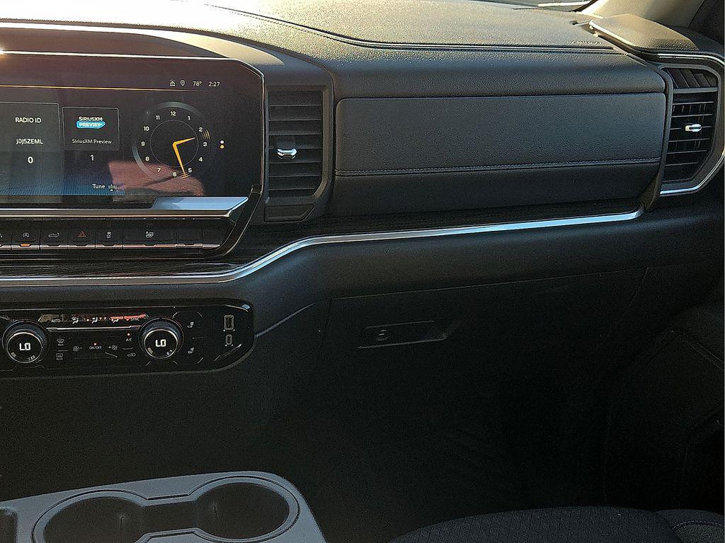 used 2025 Chevrolet Silverado 1500 car, priced at $39,888