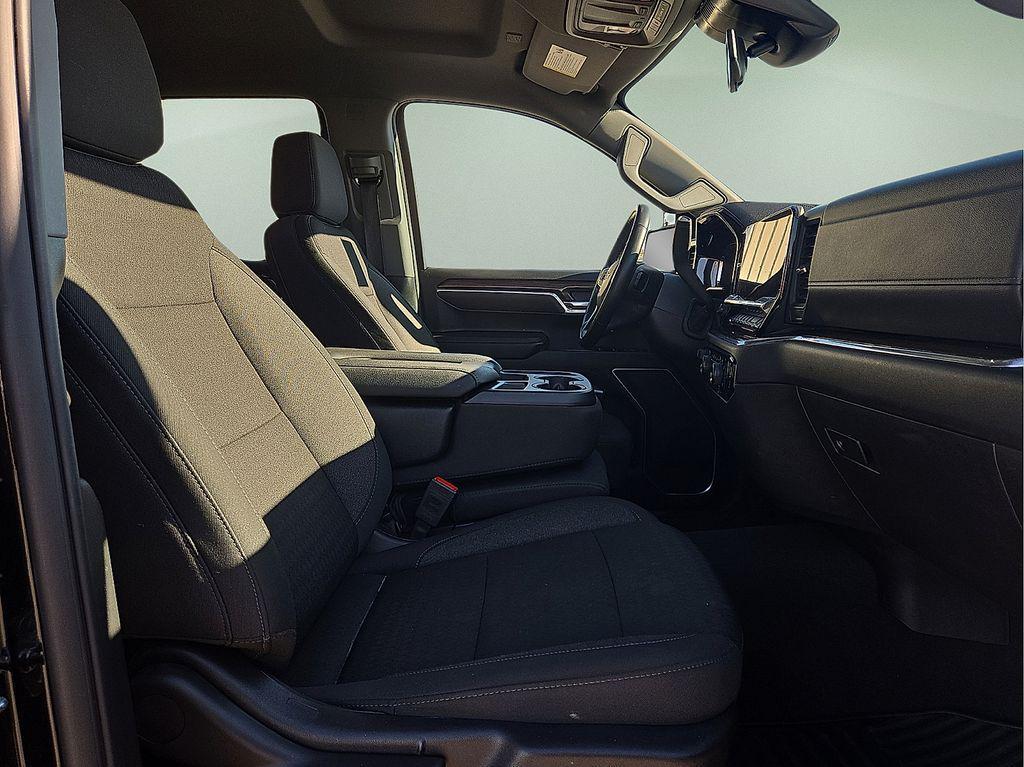 used 2025 Chevrolet Silverado 1500 car, priced at $39,888