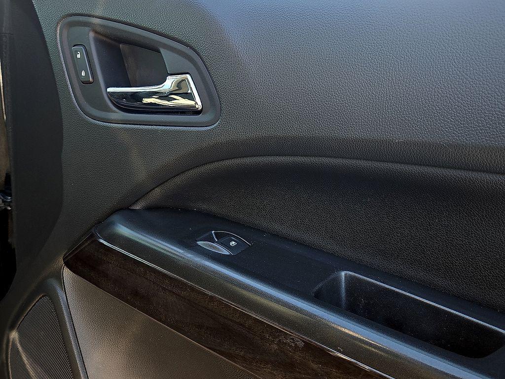 used 2021 GMC Canyon car, priced at $24,992