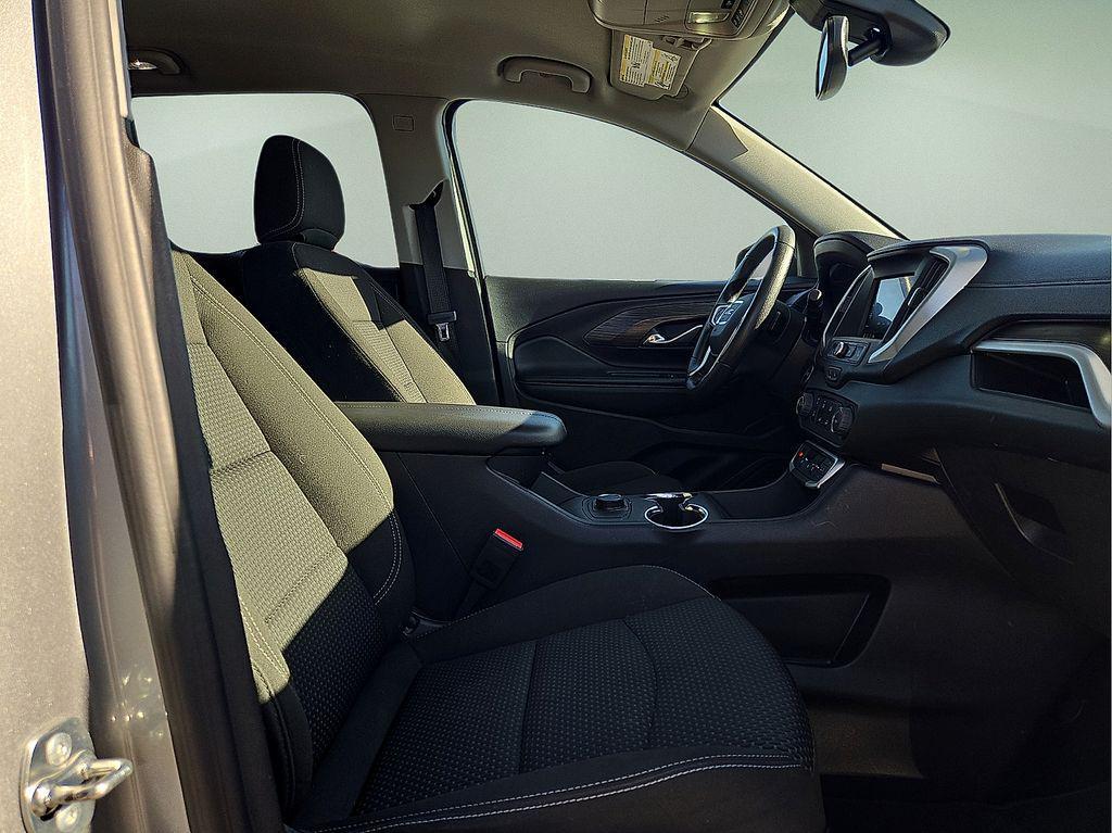 used 2024 GMC Terrain car, priced at $21,992