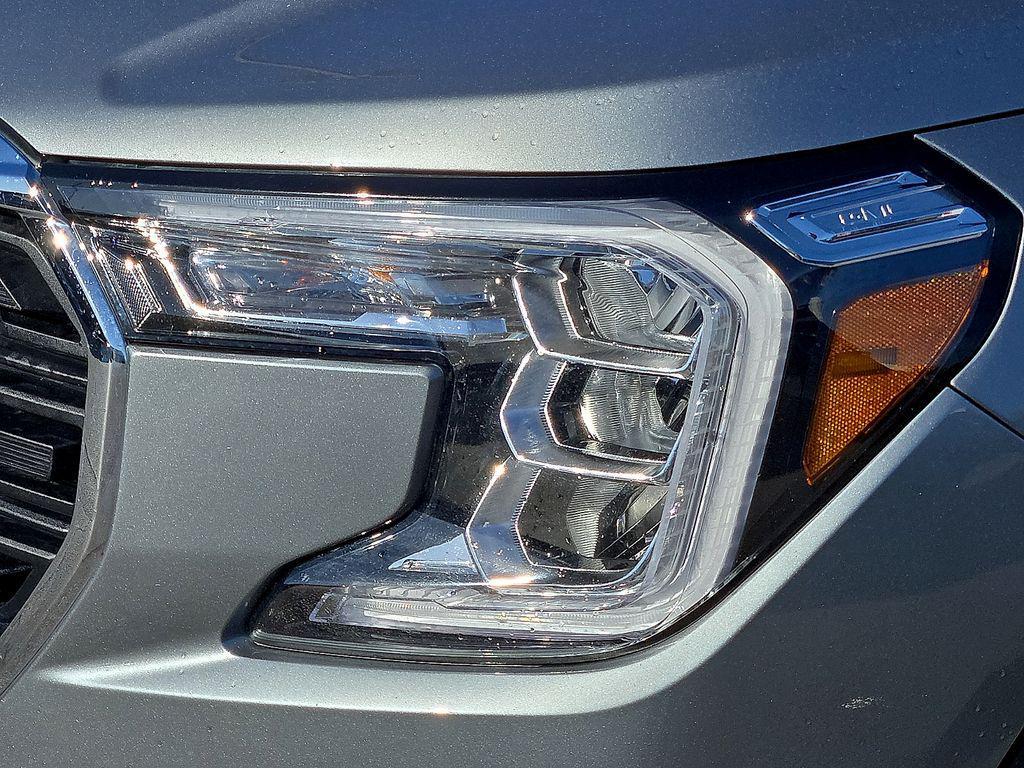 used 2024 GMC Terrain car, priced at $21,992