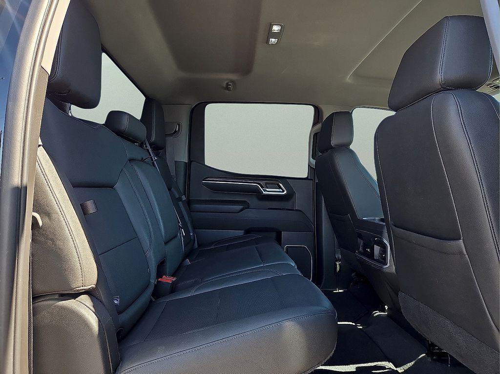 used 2022 GMC Sierra 1500 car, priced at $43,585