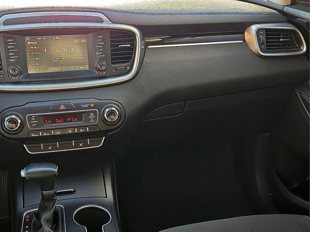 used 2020 Kia Sorento car, priced at $18,025