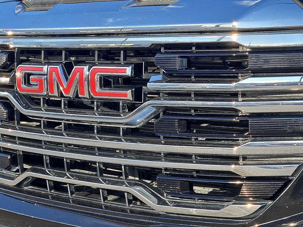 used 2025 GMC Sierra 1500 car, priced at $42,985