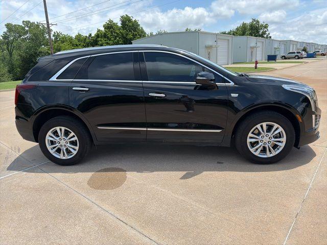 used 2024 Cadillac XT5 car, priced at $30,000