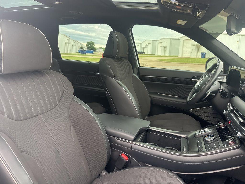 used 2025 Hyundai Palisade car, priced at $46,555