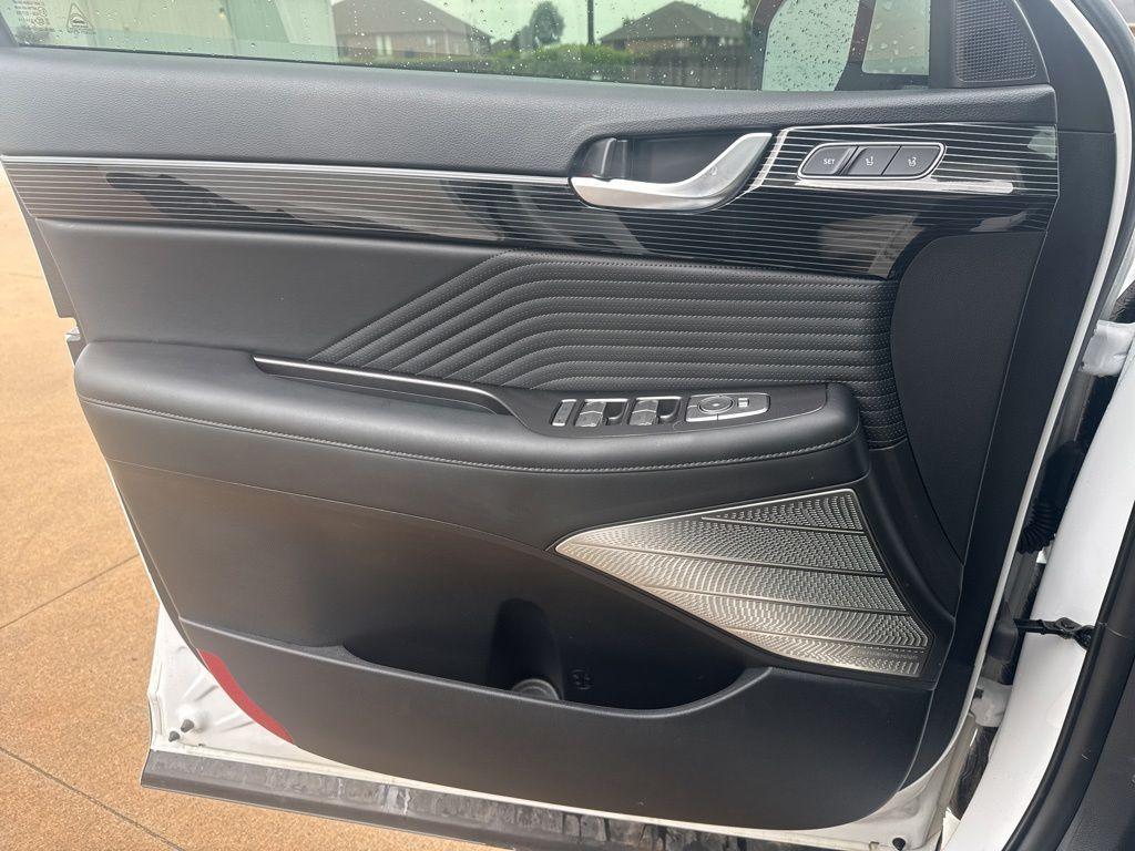 used 2025 Hyundai Palisade car, priced at $46,555