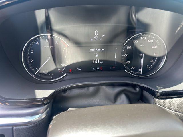 used 2024 Cadillac XT5 car, priced at $31,448