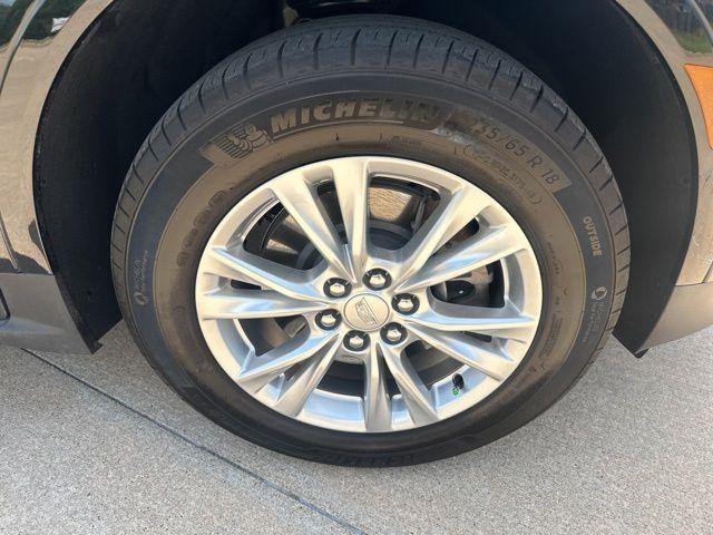 used 2024 Cadillac XT5 car, priced at $31,448