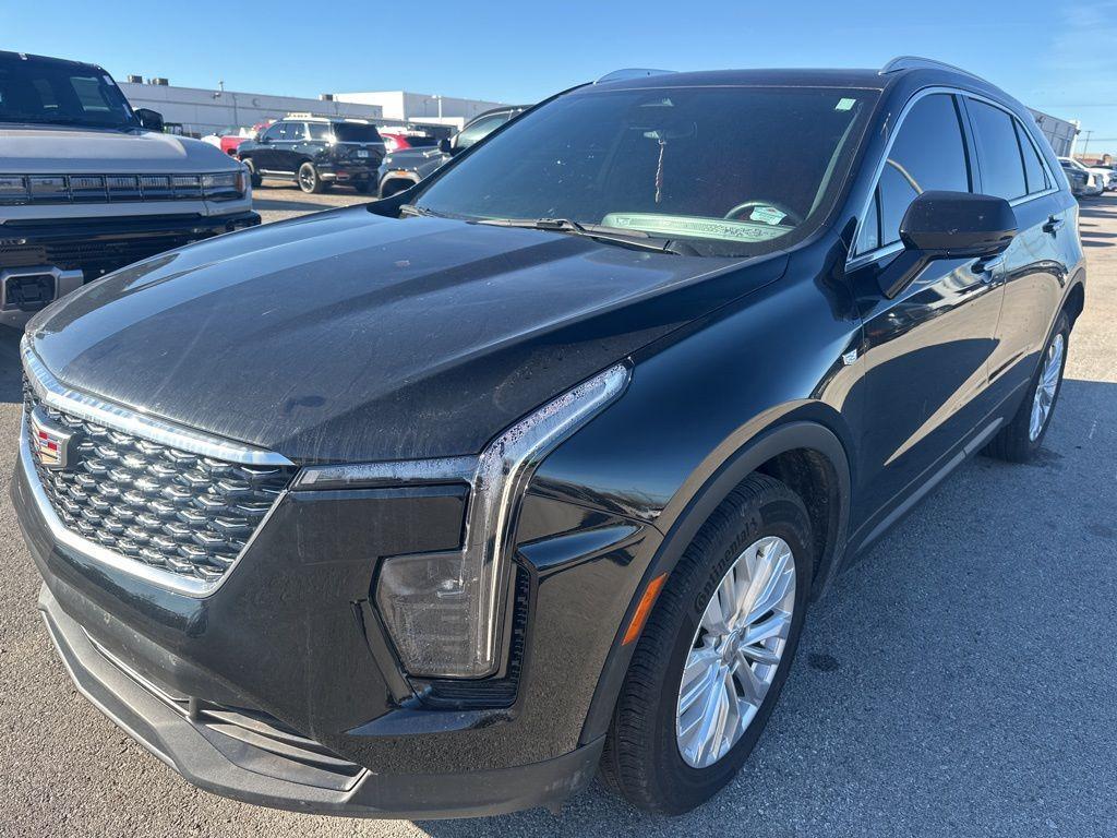 used 2024 Cadillac XT4 car, priced at $33,887