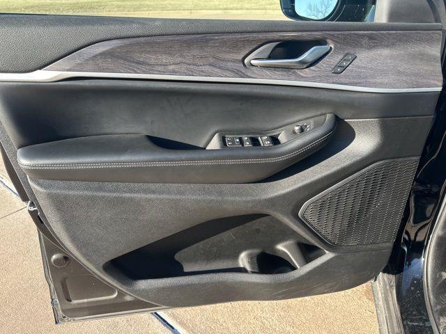used 2024 Jeep Grand Cherokee car, priced at $33,000
