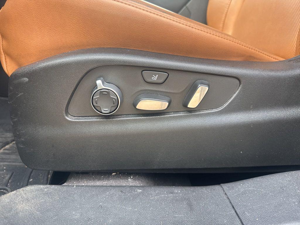 used 2023 Cadillac XT4 car, priced at $29,490
