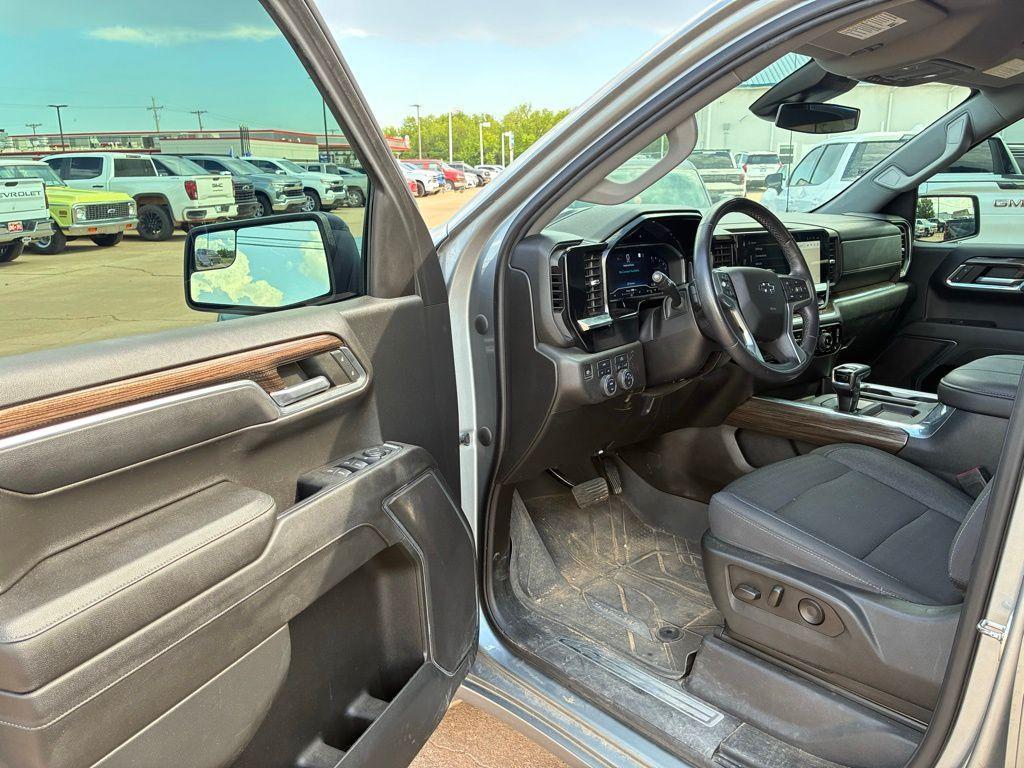 used 2023 Chevrolet Silverado 1500 car, priced at $39,524