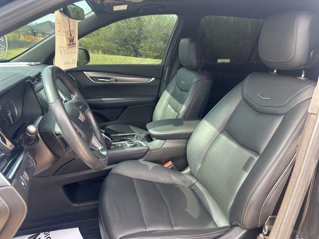used 2023 Cadillac XT6 car, priced at $27,480
