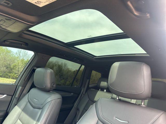 used 2023 Cadillac XT6 car, priced at $27,480