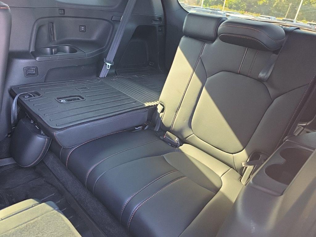 used 2025 Honda Pilot car, priced at $45,599