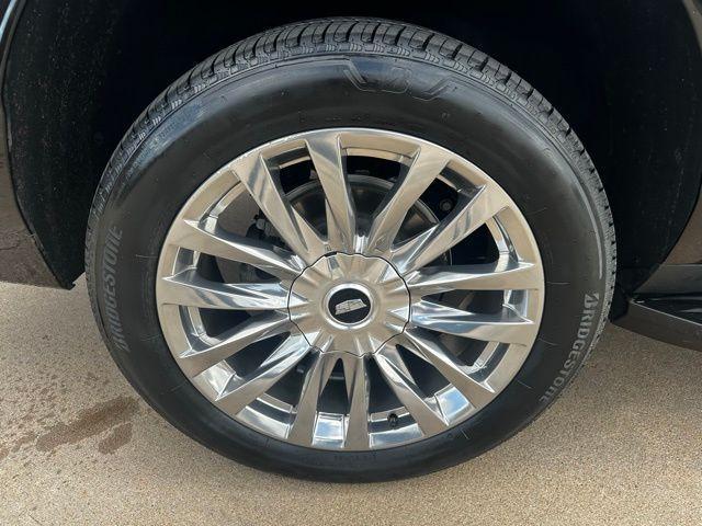 used 2023 Cadillac Escalade ESV car, priced at $47,759