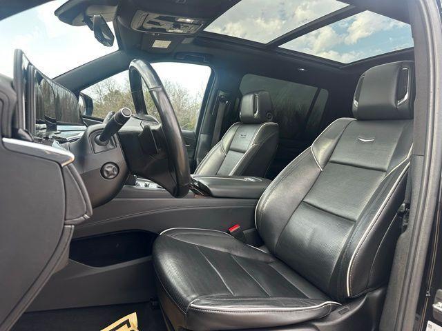 used 2023 Cadillac Escalade ESV car, priced at $47,759