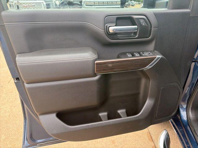 used 2022 Chevrolet Silverado 2500 car, priced at $50,830
