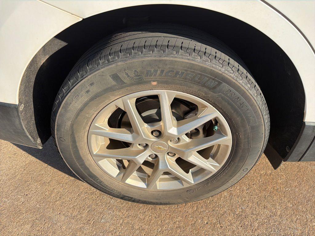 used 2022 Chevrolet Equinox car, priced at $19,976
