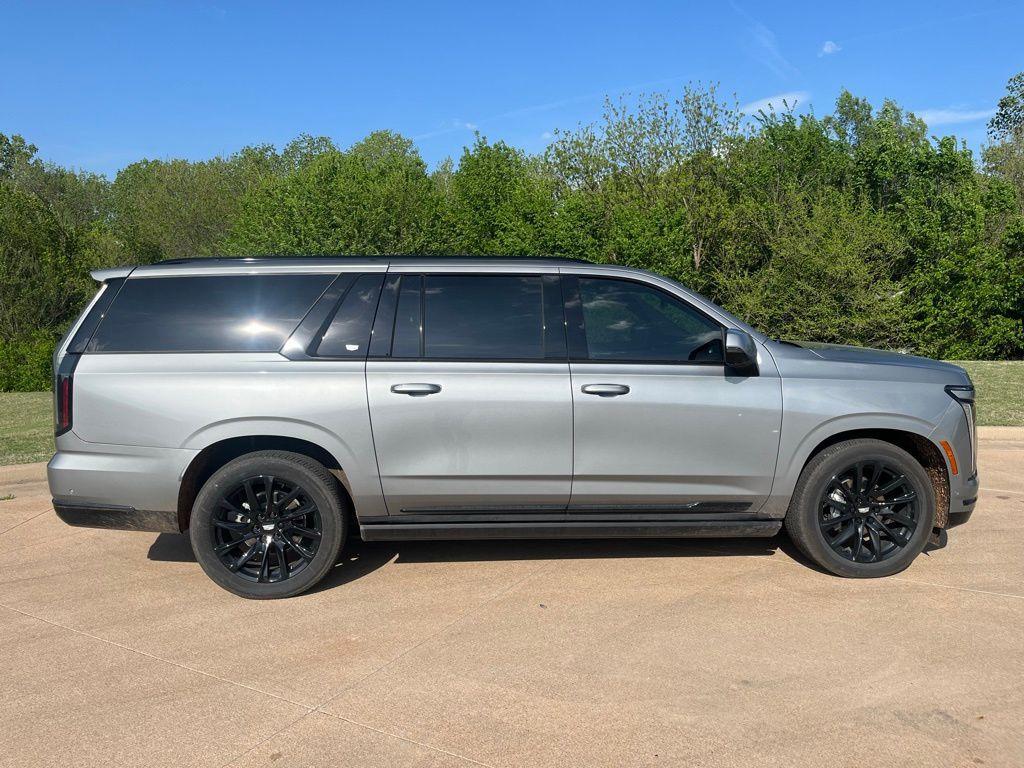 used 2025 Cadillac Escalade ESV car, priced at $108,570