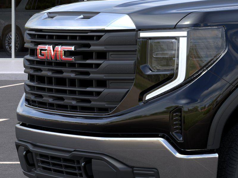 new 2025 GMC Sierra 1500 car, priced at $49,175