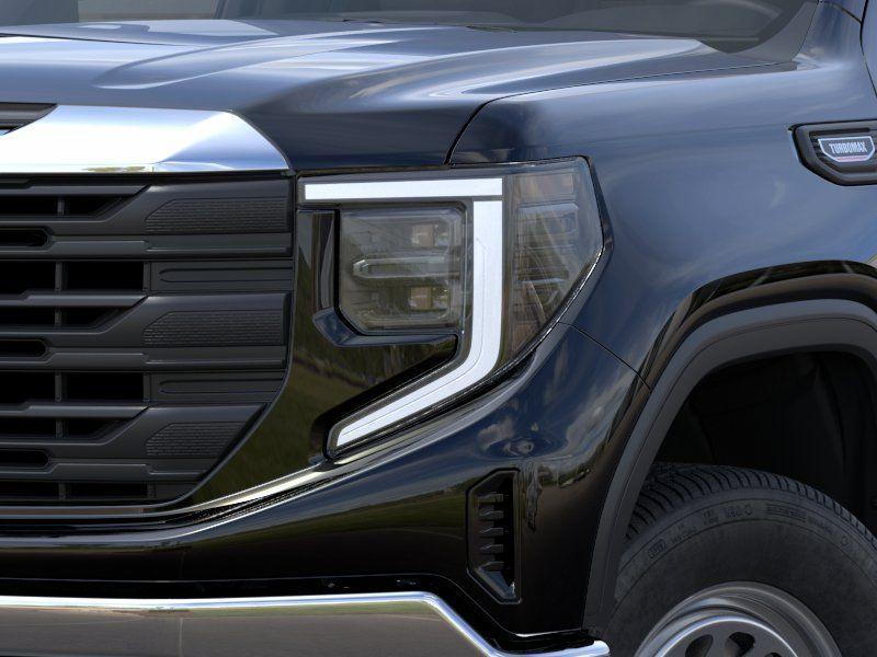new 2025 GMC Sierra 1500 car, priced at $49,175