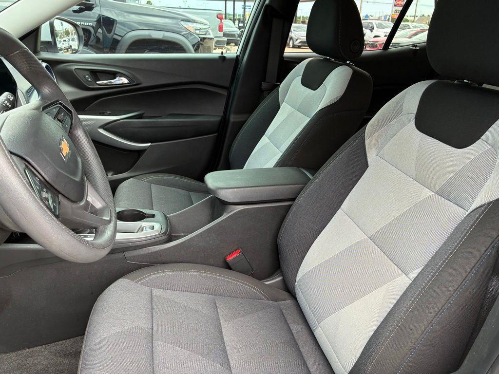 used 2024 Chevrolet Trax car, priced at $20,000