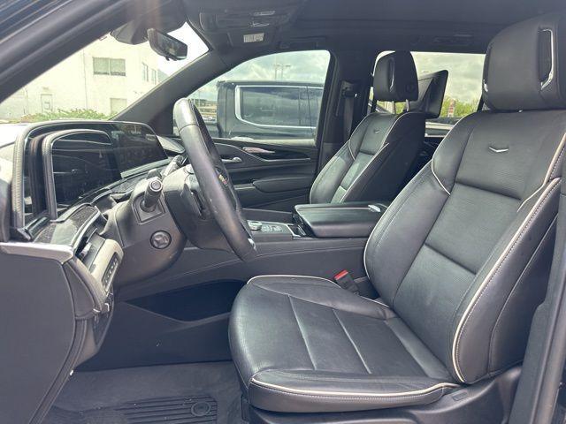 used 2024 Cadillac Escalade ESV car, priced at $66,386