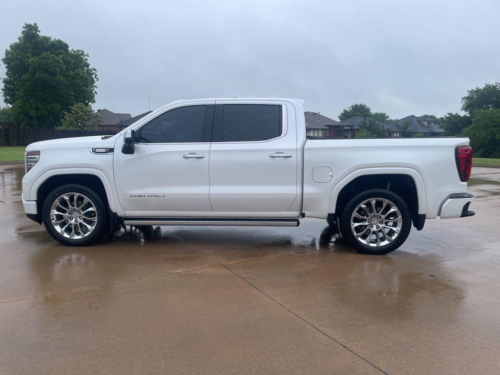 used 2024 GMC Sierra 1500 car, priced at $47,225