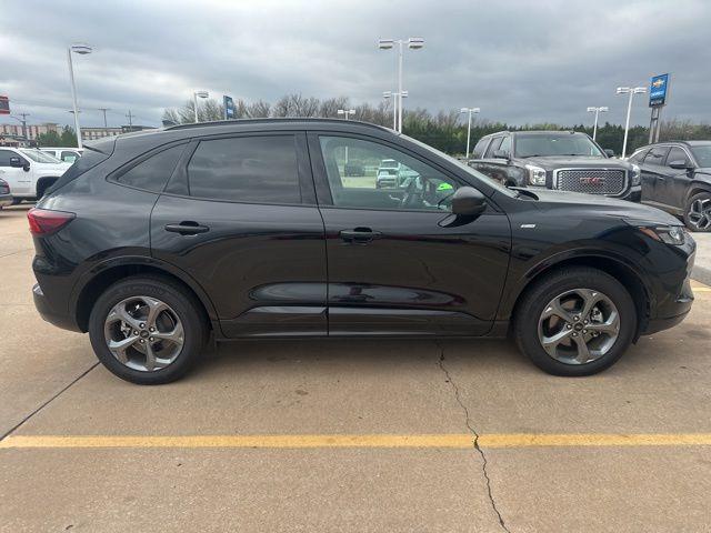used 2024 Ford Escape car, priced at $26,900