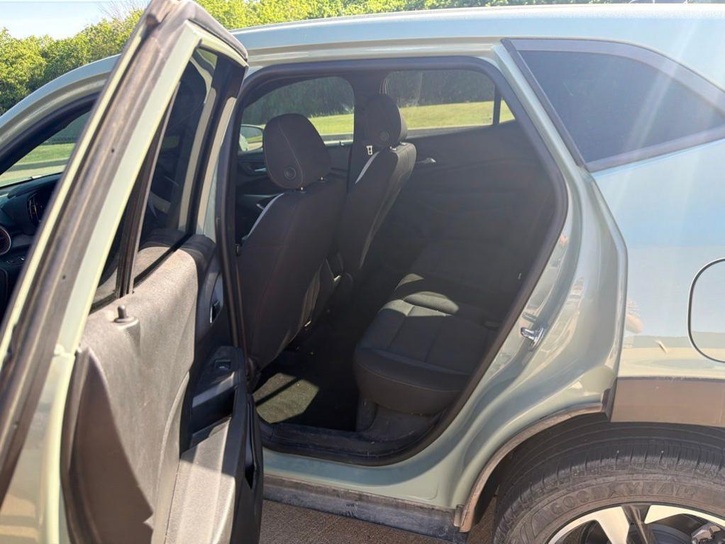 used 2024 Chevrolet Trax car, priced at $22,564