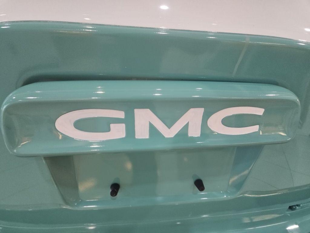 used 1964 GMC Suburban car